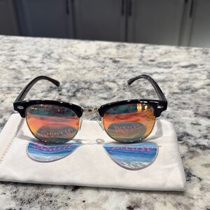 Stylish Black and Gold Sunglasses